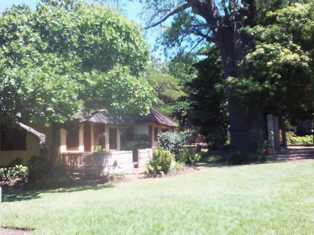Nkhudzi Beach Lodge Nkudzi Экстерьер фото